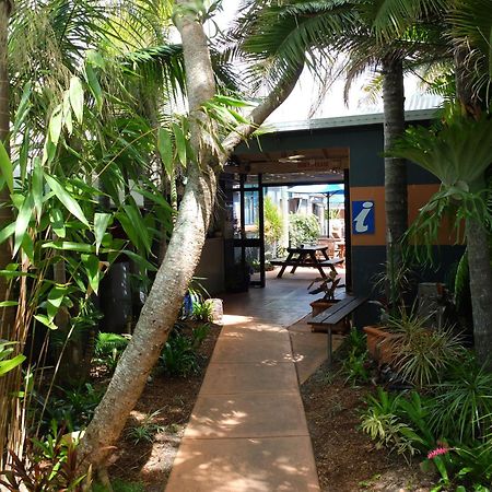 Noosa Backpackers Resort Noosaville Exterior foto